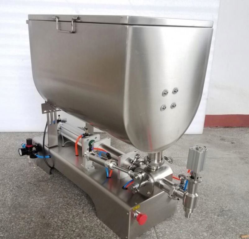 ミキサーU型ホッパーと液体パスタの詰め機