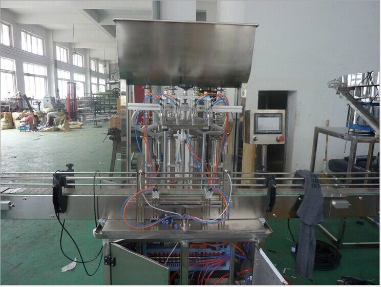 プロシャンプーローション 自動ボトル詰め機 U形化粧品液体石けん詰め機