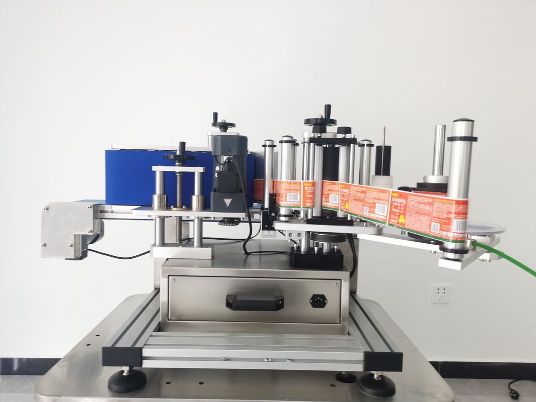 高速デスクトップラベルアプリケーターマシン 自己粘着ステッカーディスペンシング 丸ボトル ウォーター ワイン 化粧品 パッケージング用