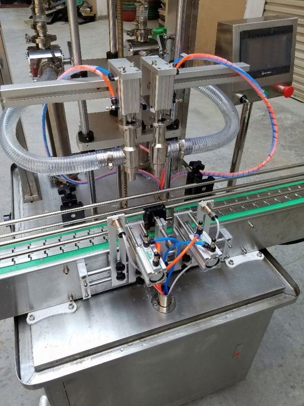 自動 4 頭 顔 美容 クリーム 垂直 化粧品 パスタ ボトル 充填 ポンプ